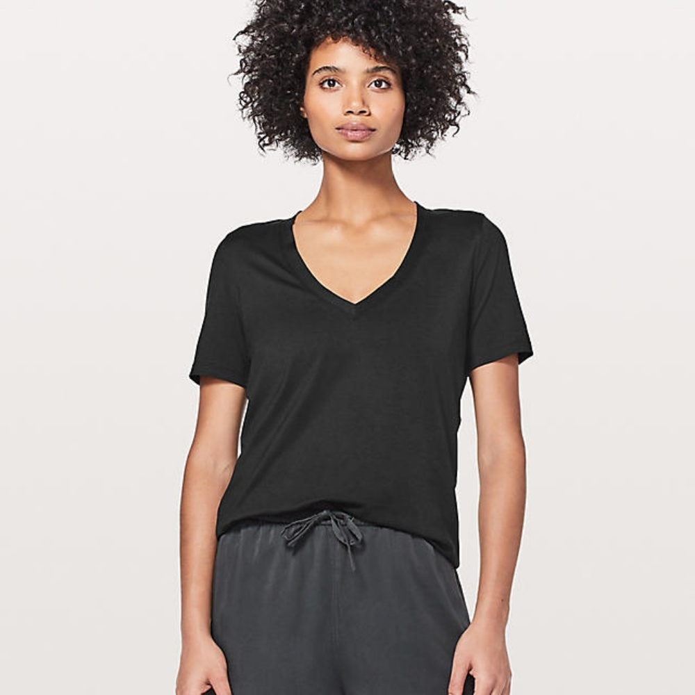 Lululemon LOVE TEE IV